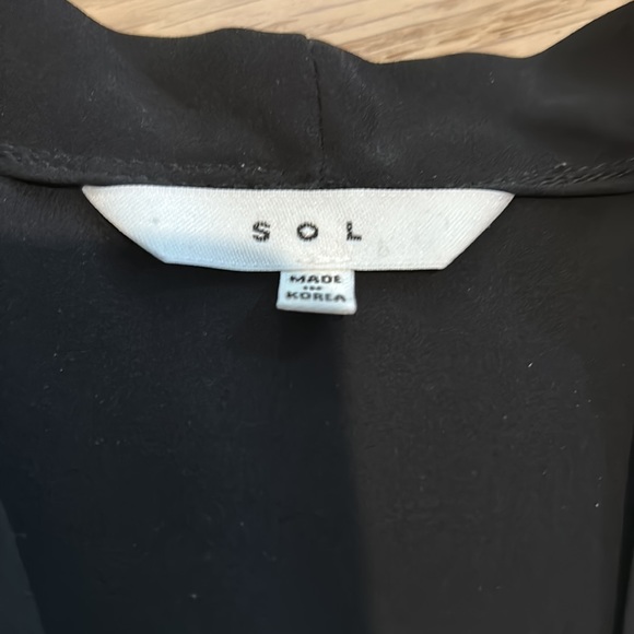 Black Blouse - Picture 3 of 5